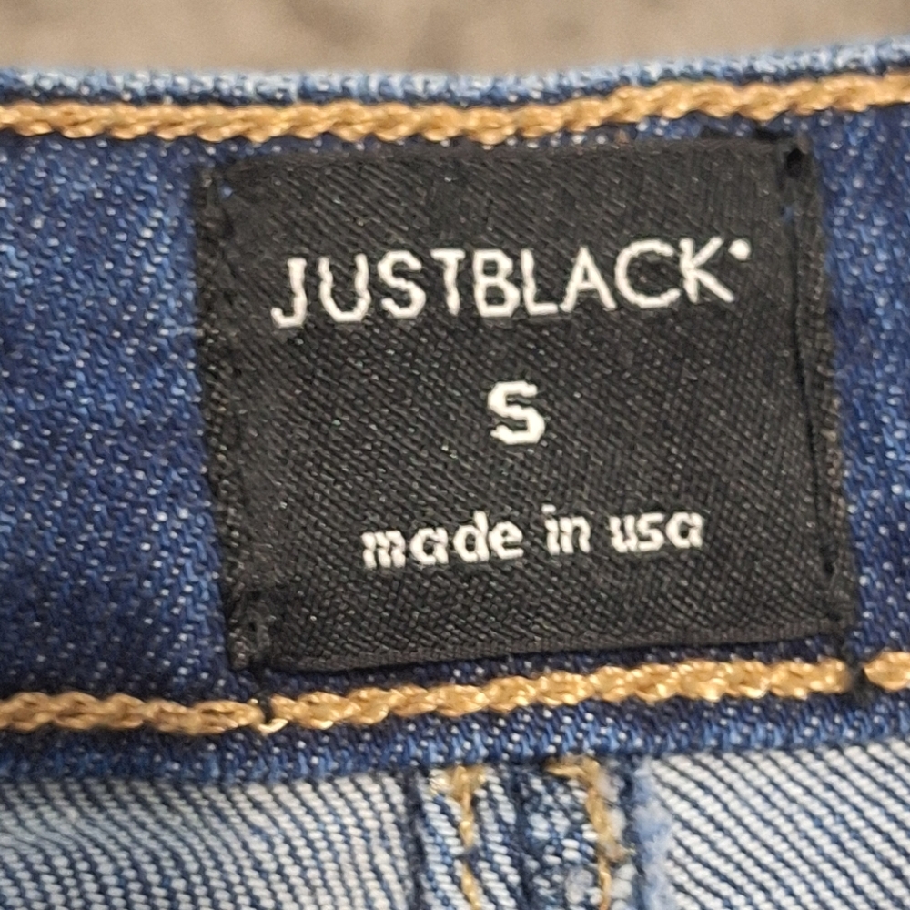 JUST BLACK | Denim, Mini Skirt w/ Frayed Hem - Picture 16 of 16